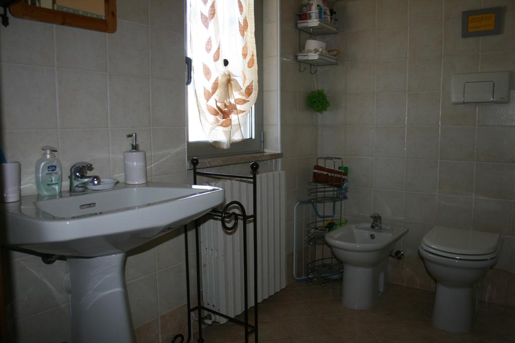B&B Il Glicine Bedizzol Quarto foto