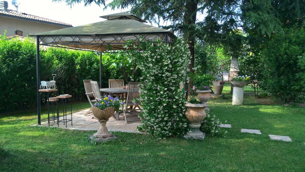 B&B Il Glicine Bedizzol Exterior foto